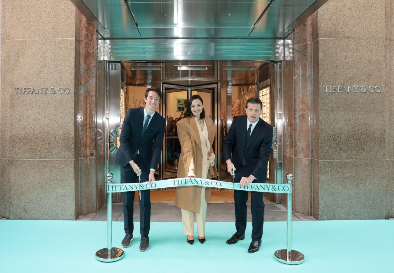 Tiffany's NYC Flagship Reopens: Bernard Arnault's Son Touts High-Stakes Bet  - Bloomberg