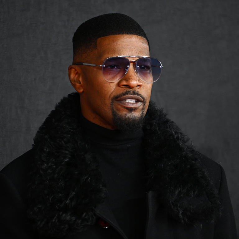 Jamie Foxx Says He's "Feeling Blessed" in First Public Statement Since  Hospitalization