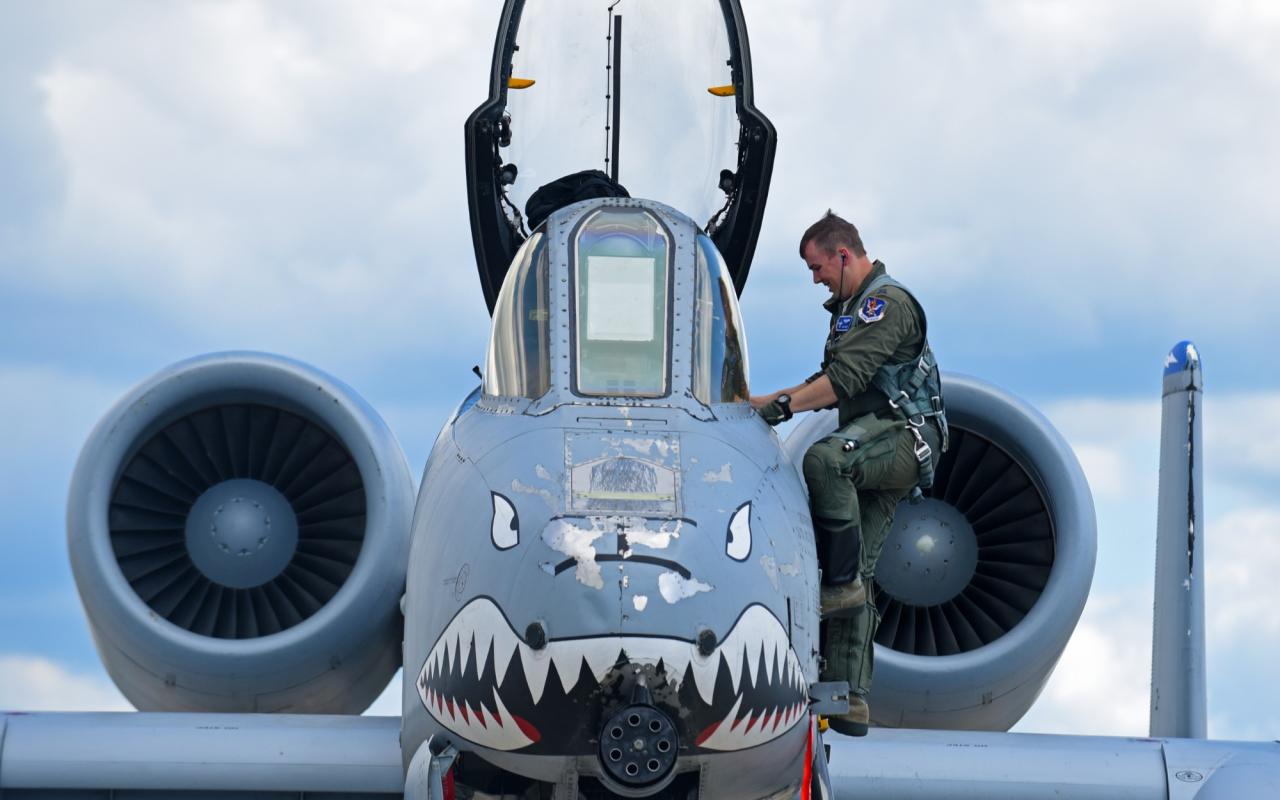 Fact: The A-10 Warthog's Cannon Can Fire 3,900 Bullets Per Minute | The National Interest