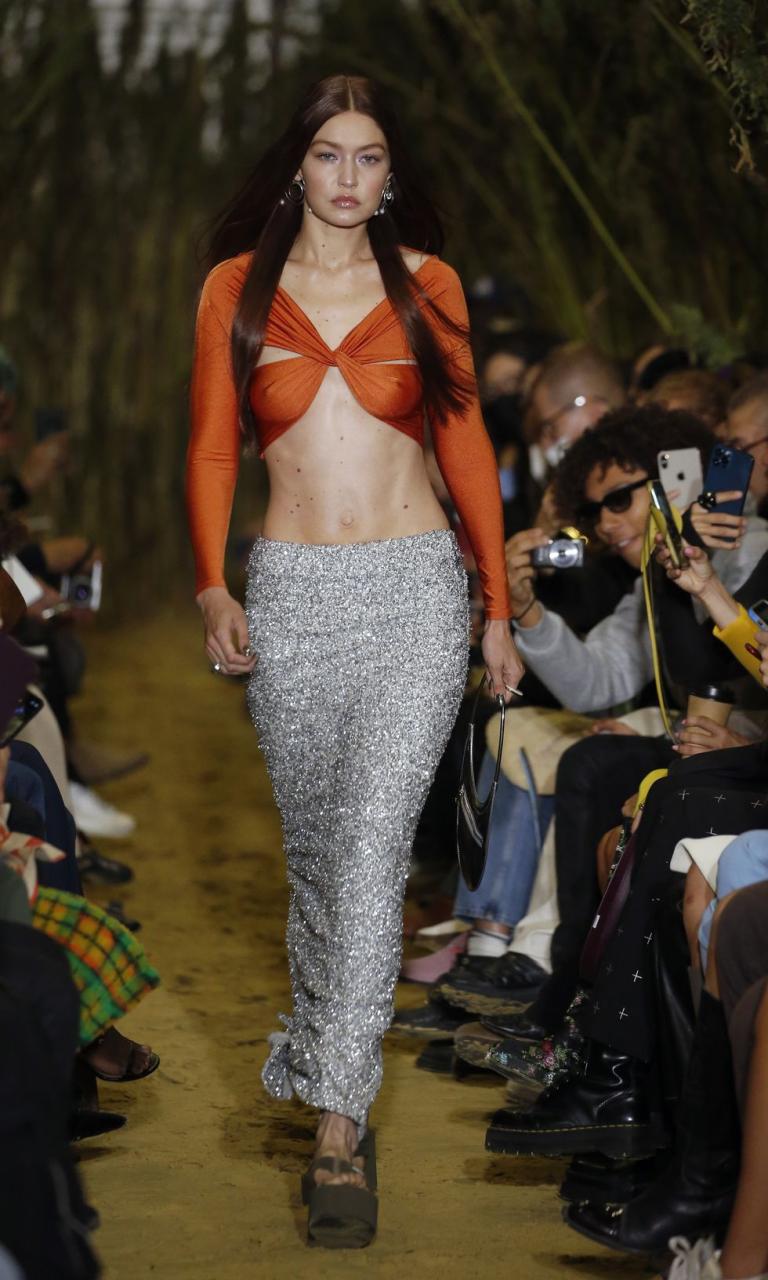 coperni runway paris fashion week womenswear spring summer 2022